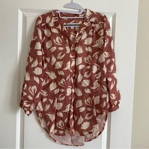 Amour Vert Button-down Blouse